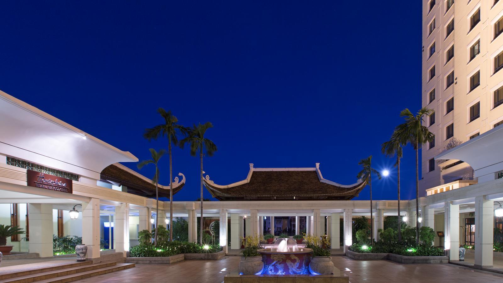 Sheraton Hanoi Hotel Buitenkant foto